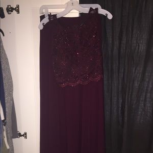 Two-Piece Prom Dress Burgundy